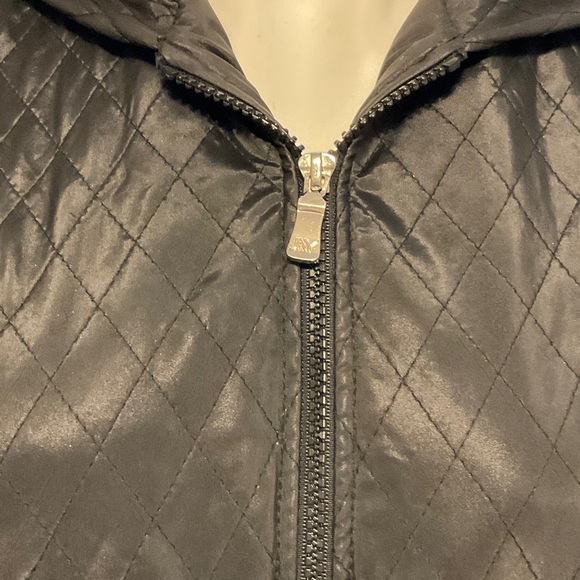 Jones New York Black Hooded Puffer Jacket - Picture 2 of 8